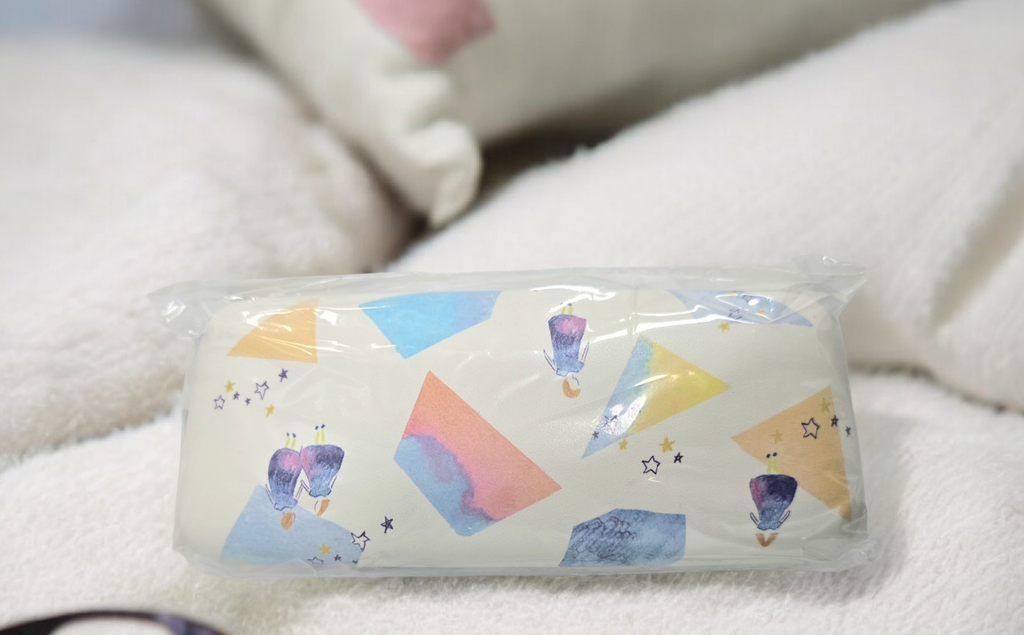 Friendshill Waksei Girls Ivory Eyeglass Case | Japanese Art Glasses Case | Tori Dori Watercolor Print | Picture Book Style
