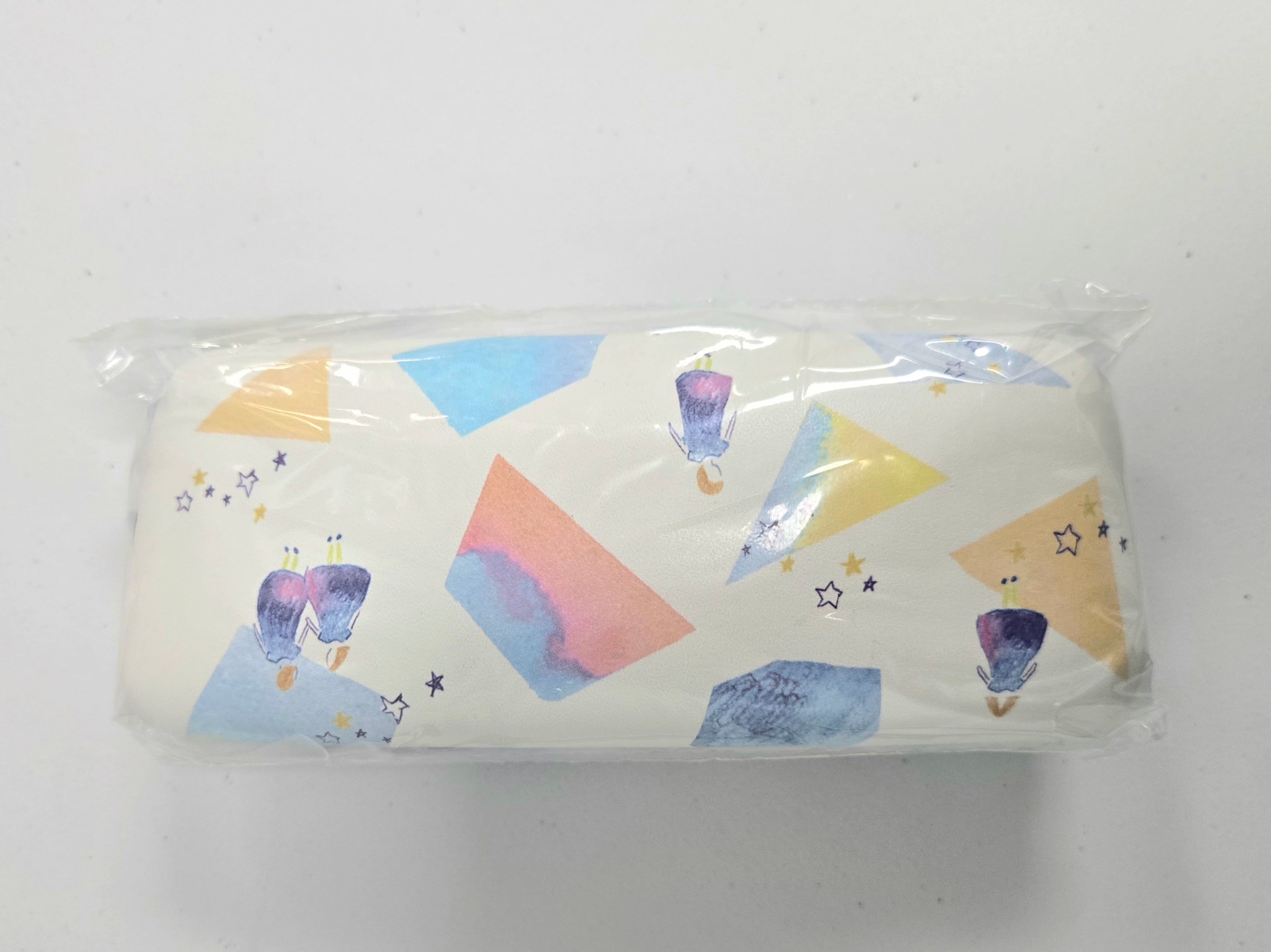 Friendshill Waksei Girls Ivory Eyeglass Case | Japanese Art Glasses Case | Tori Dori Watercolor Print | Picture Book Style