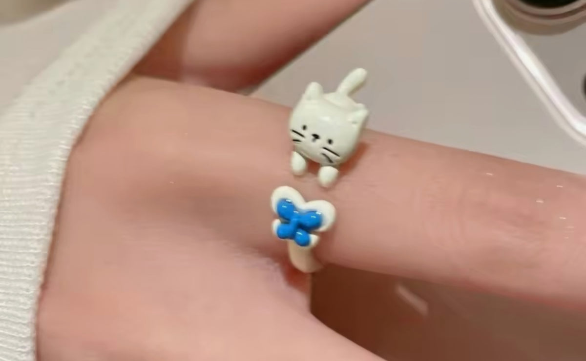 Blue heart adjustable cat ring